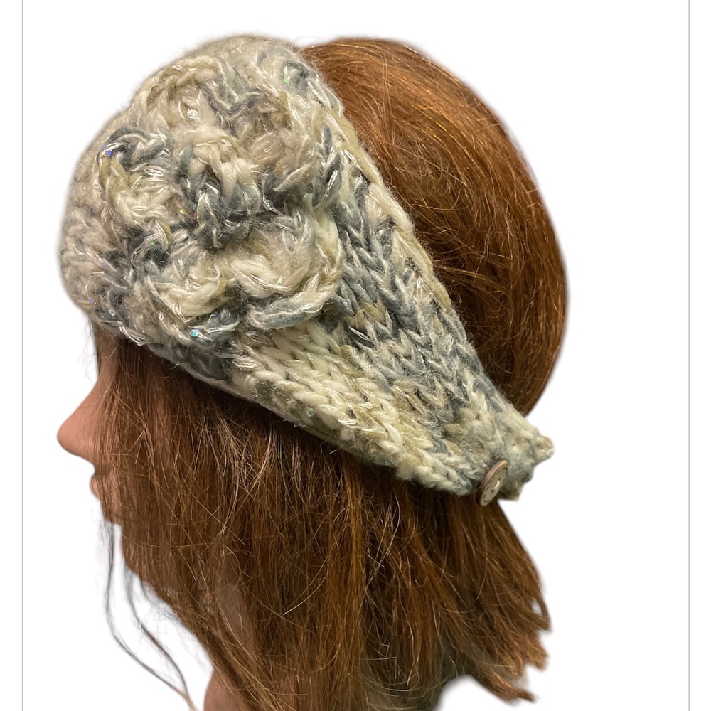 Knit winter head band with flower